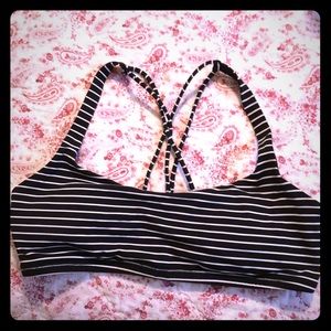 B & W striped Lululemon sports bra Sz 10